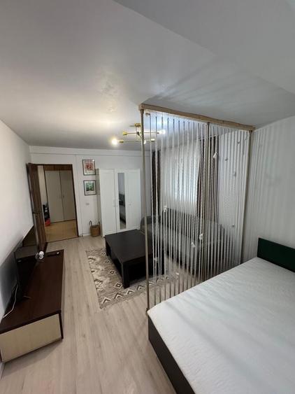 Apartament cu 2 camere decomandat în Regie