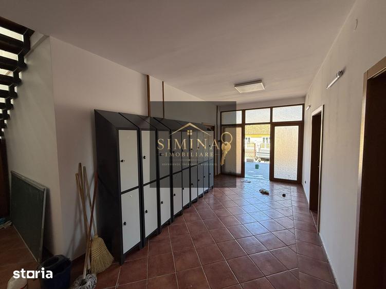 Casă cu 10 camere cu Teren 1000 Mp în Sâncraiu de Mureș