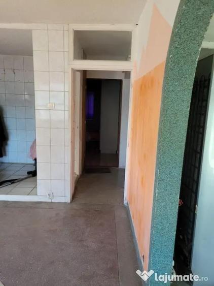 Spațiu comercial, de 119 mp, în Hotvon