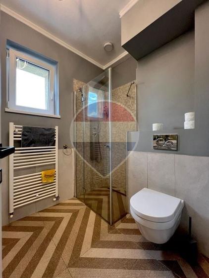 Apartament cu 2 camere decomandat, mobilat în Ultracentral