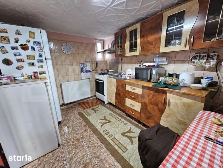 Casă cu 5 camere decomandat cu Teren 295 Mp în Strejnicu
