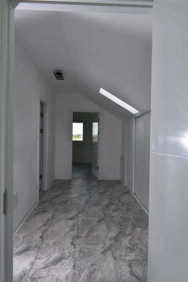 Casă cu 4 camere cu Teren 750 Mp în Aroneanu