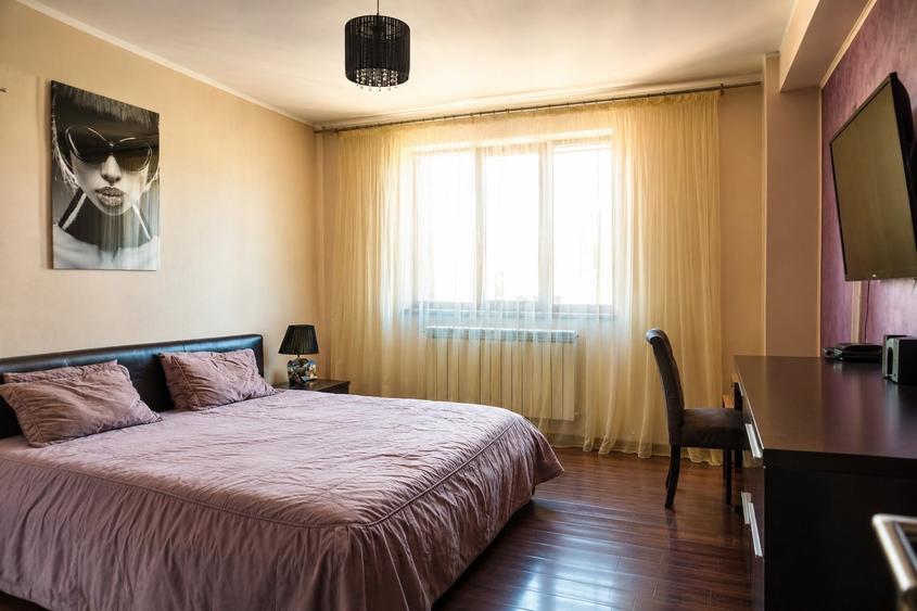 Apartament cu 3 camere decomandat în Inel I
