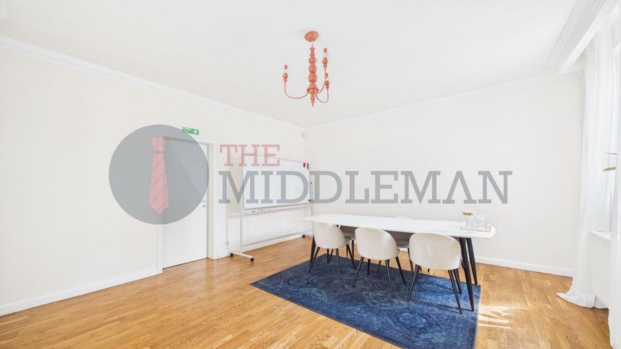 Apartament cu 6 camere decomandat în Dorobanți