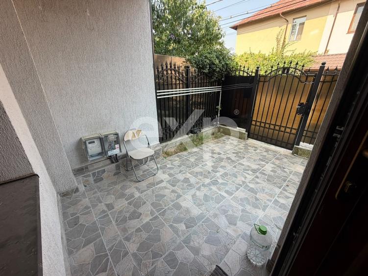 Casă individuală cu 7 camere cu Canalizare în Grozăvești