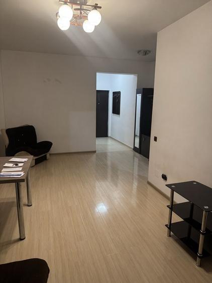 Apartament cu 2 camere decomandat în Bucureștii Noi