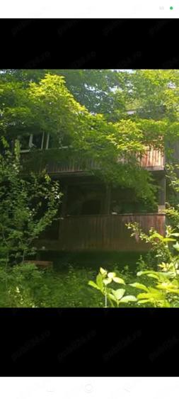 Casă cu 2 camere cu Teren 200 Mp în Buru