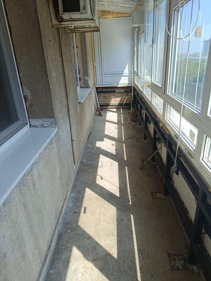 Apartament cu 2 camere semidecomandat în Berceni