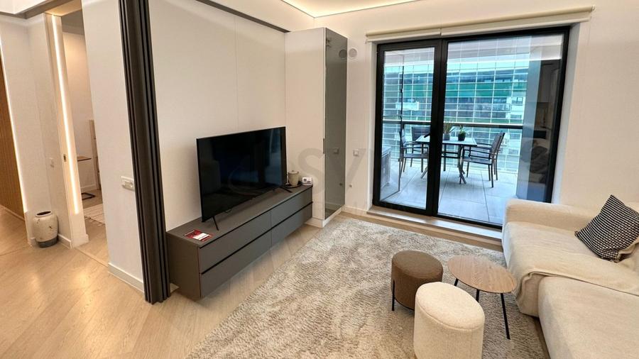 Apartament cu 3 camere decomandat, mobilat în Pipera