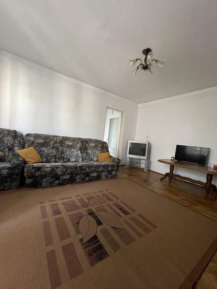 Apartament cu 2 camere semidecomandat în Calea Aradului