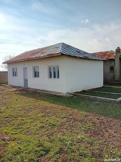 Casă cu 3 camere cu Teren 855 Mp în Central