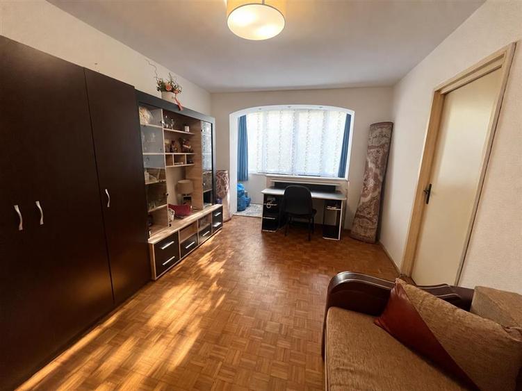 Apartament cu 2 camere decomandat, mobilat în Hipodrom 1