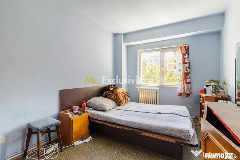 Apartament cu 3 camere decomandat în Sebastian