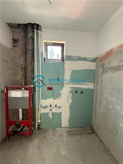 Royal Imobiliare - Vanzare apartament 3 camere zona Sud - 11
