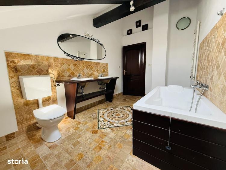 Casă cu 4 camere în Sânmihaiu Român