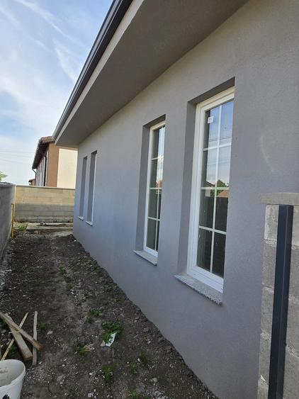 Casă cu 3 camere cu Teren 300 Mp în Sânandrei