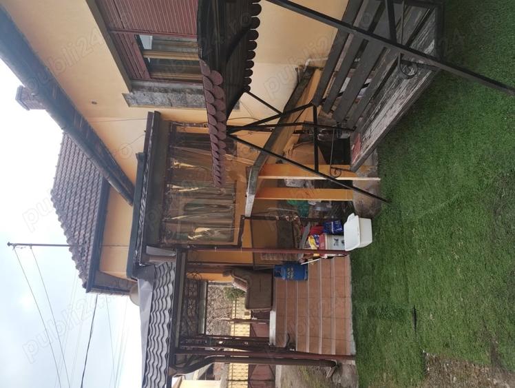 Casă cu 4 camere cu Teren 1050 Mp în Bratca