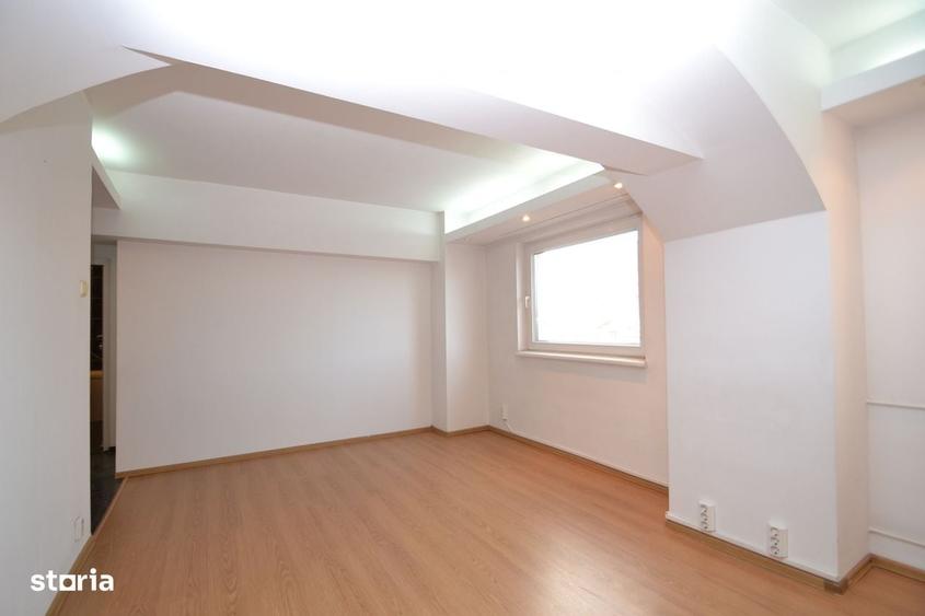 Apartament cu 4 camere în Panduri