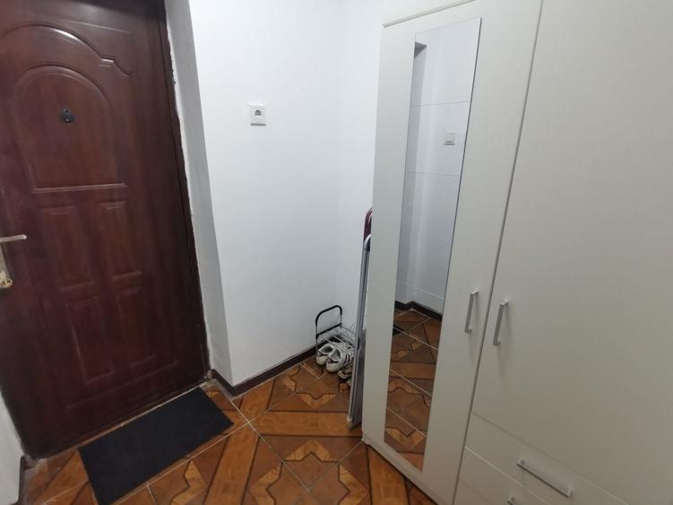 Garsonieră decomandată în Exterior Vest