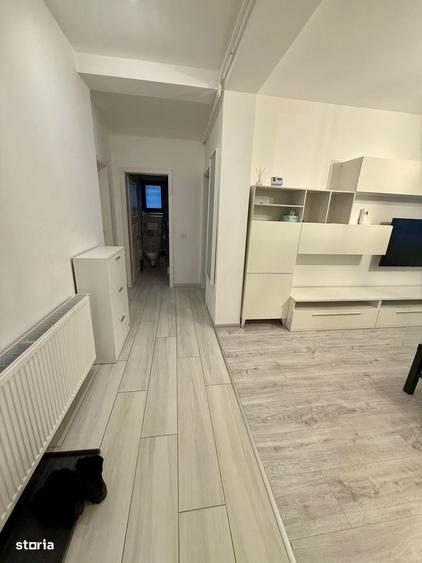 Inchiriez apartament modern cu 3 camere si gradina privata -Ghimbav - 1
