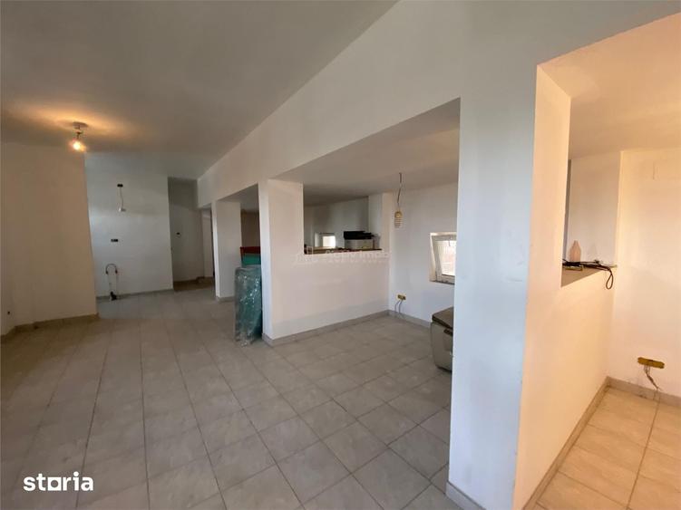 Spațiu comercial, de 61 mp, în Bucureștii Noi