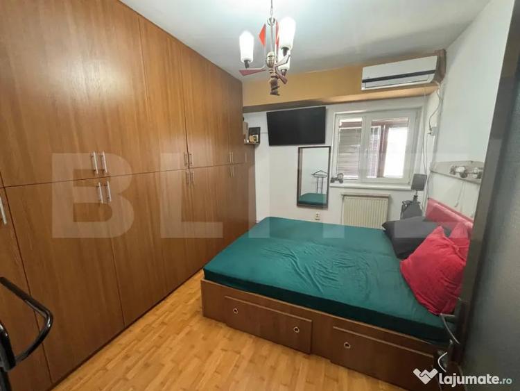 Apartament cu 3 camere decomandat, mobilat în Cetate