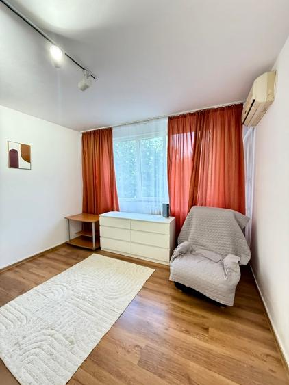 Garsonieră decomandată în Drumul Taberei