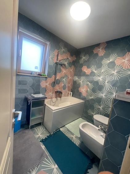 Casă individuală cu 5 camere cu Canalizare în Făget