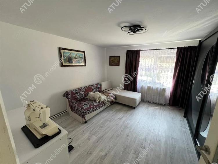 Casă cu 3 camere în Poplaca