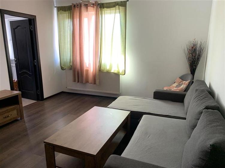 Apartament cu 2 camere decomandat, mobilat în Ultracentral