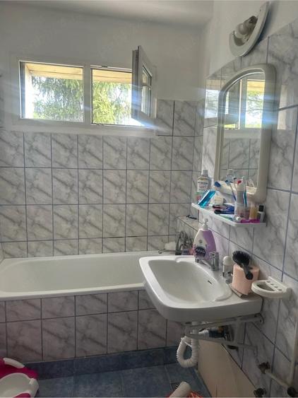 Apartament cu 2 camere semidecomandat în Poștei - Bucov