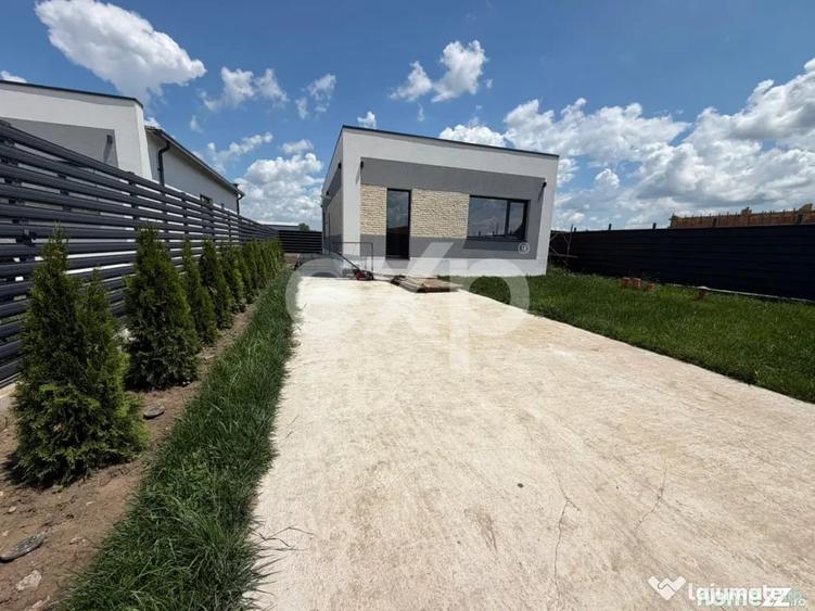 Casă cu 3 camere cu Teren 250 Mp în Clinceni