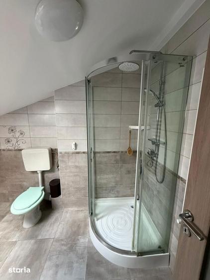 De inchiriat Apartament 3 camere - 3