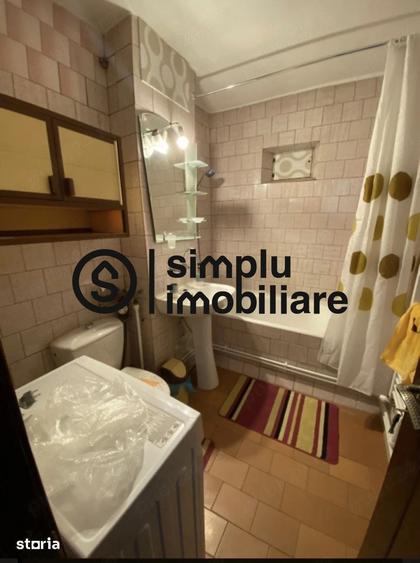 Apartament cu 2 camere decomandat în Rovine