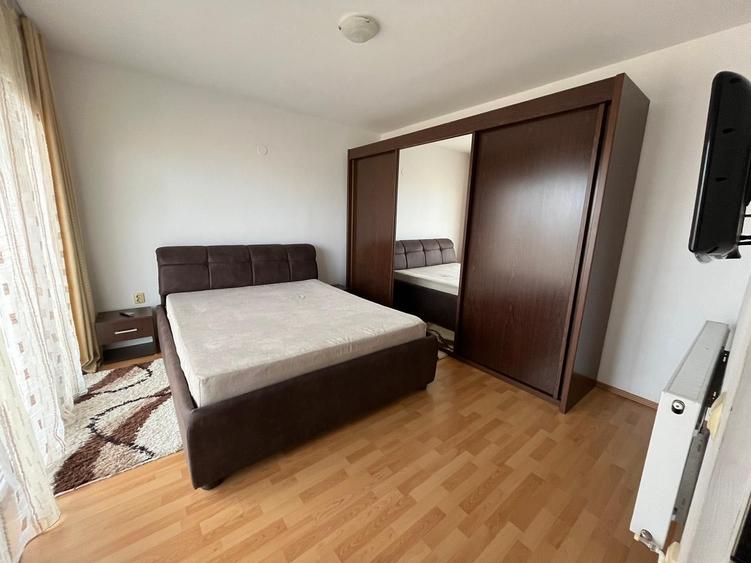 Apartament cu 3 camere decomandat în Micălaca