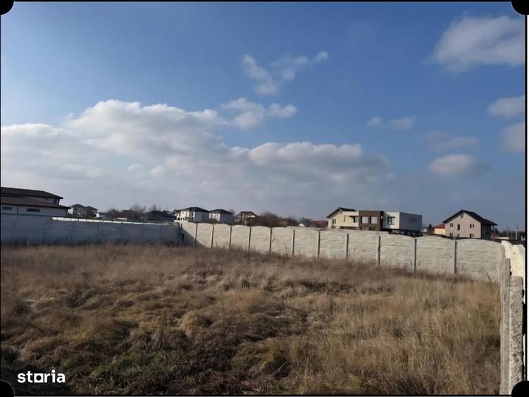 Teren de 700 mp, în Corbeanca