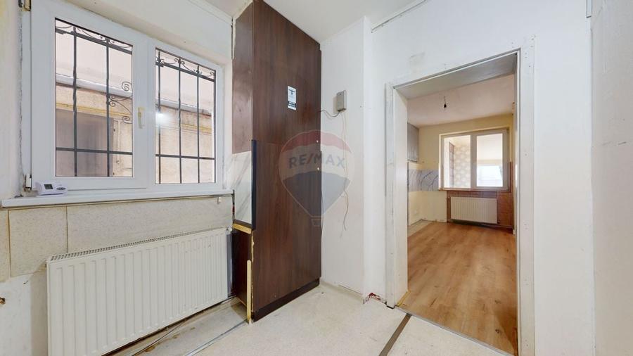 Spațiu comercial, de 84 mp, în Bartolomeu