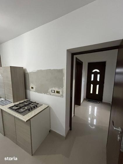 Casă cu 4 camere cu Teren 1090 Mp în Central