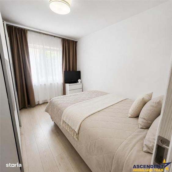 Apartament cu 3 camere decomandat în Triaj