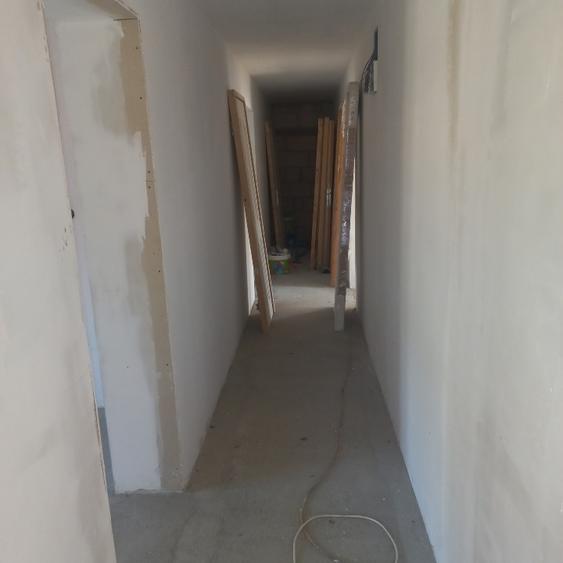 Casă individuală cu 5 camere cu Teren 400 Mp în Vâlsănești