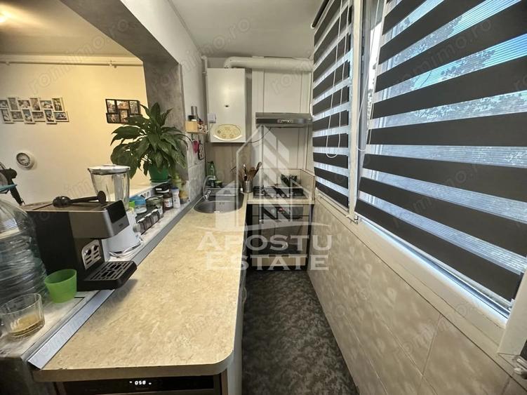 Apartament cu 3 camere, zona Buziasului, 55 mp, Centrala proprie - 3