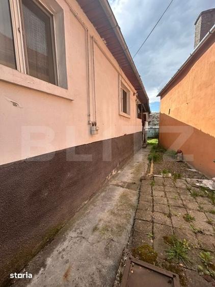 Casă cu 2 camere cu Teren 200 Mp în Central