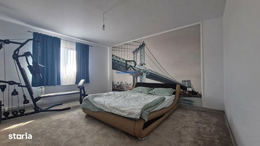 Casă cu 4 camere decomandat cu Teren 250 Mp în Moara Vlăsiei