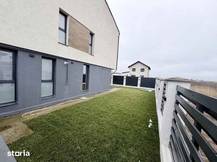Casă cu 5 camere cu Teren 242 Mp în Glina