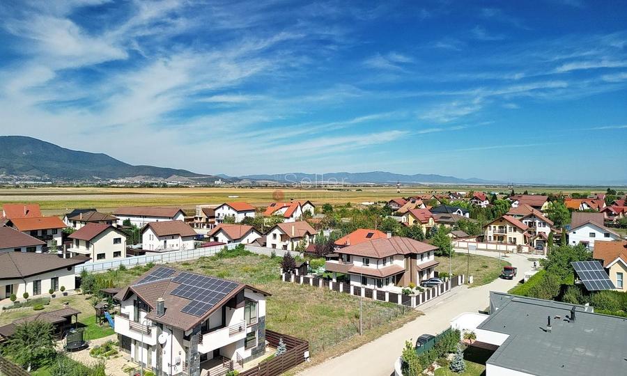 Teren Construcții intravilan de 823 mp, în Ghimbav Livadă