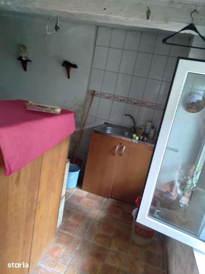 Casă cu 2 camere cu Teren 656 Mp în Central