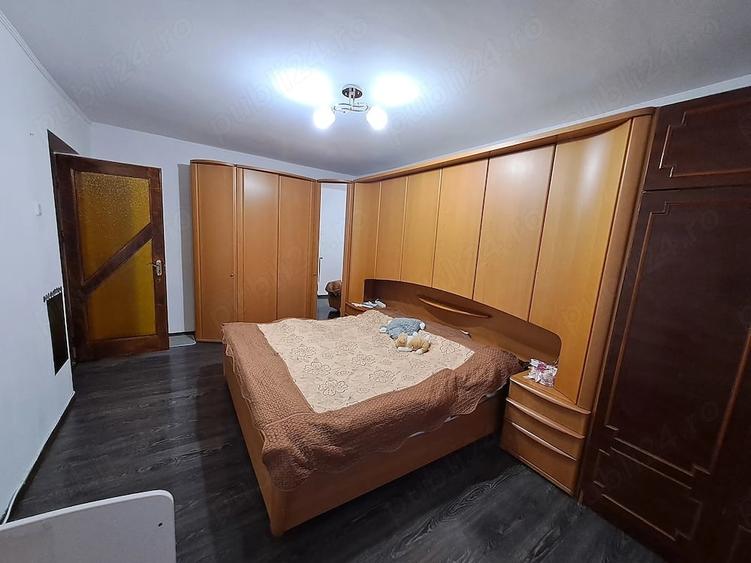 Garsonieră decomandată în Central