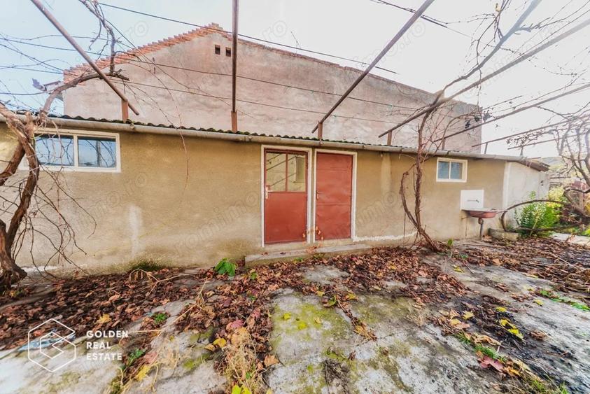 Casa cu 3 camere, garaj ?i teren de 569 mp, Confec?ii, comision 0% - 9