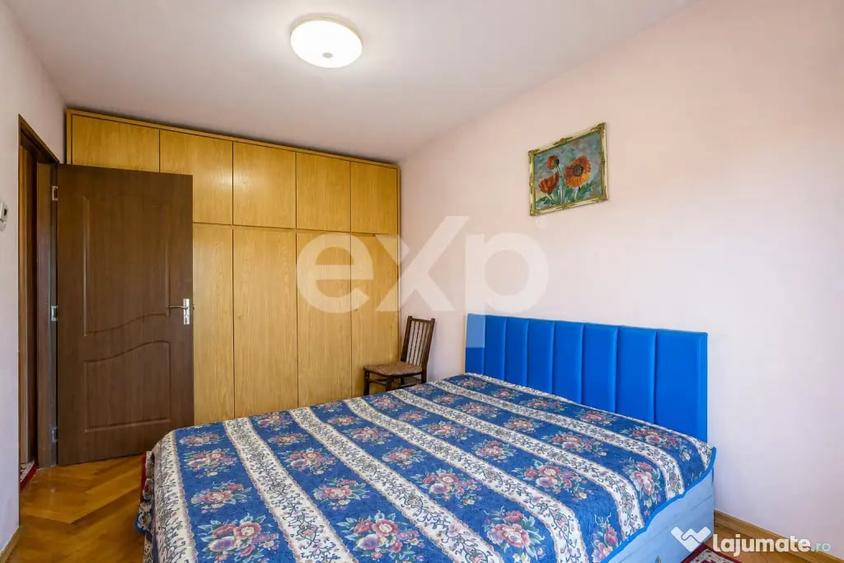 Apartament cu 3 camere decomandat în Central