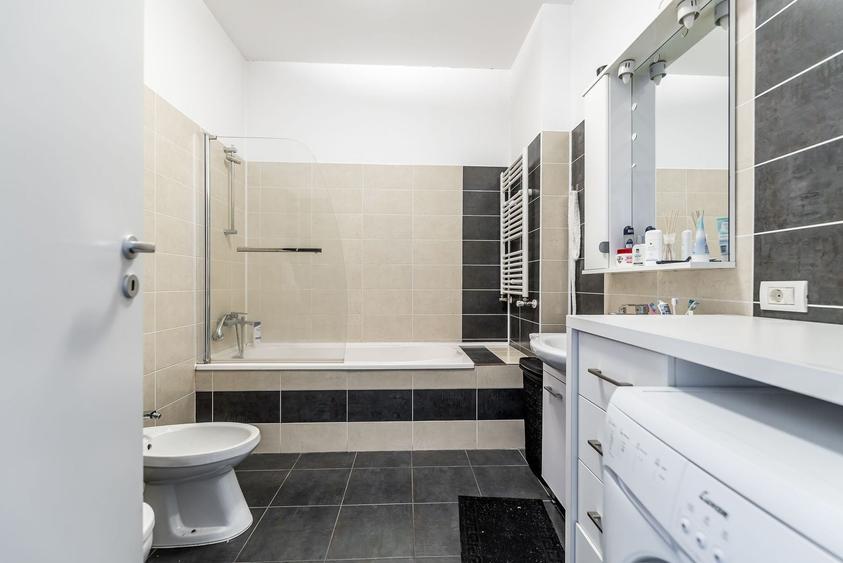 Apartament cu 2 camere nedecomandat, mobilat în Central
